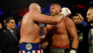 فيوري يهزم شفارتس بالضربة القاضية الفنية في الجولة الثانية