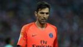 بوفون يثني على رابيو "ثلاثي الأبعاد"