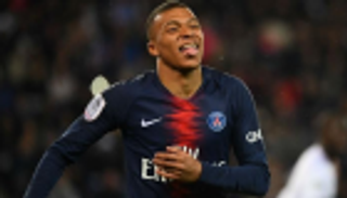 مبابي يثير الجدل بشأن استمراره مع باريس سان جيرمان