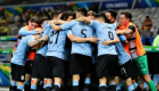 أوروجواي تصل للمئوية التهديفية الرابعة في كوبا أمريكا