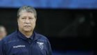 مدرب الإكوادور خشي السقوط المدوي أمام أوروجواي