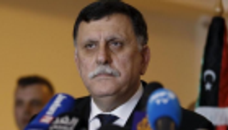 "حقوق الإنسان" بأوروبا: عنف وابتزاز لمليشيات السراج بحق المهاجرين