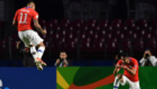 رباعية اليابان تمنح تشيلي رقما غائبا منذ 64 عاما