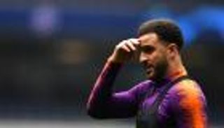 مانشستر سيتي يقترب من تجديد عقد ووكر