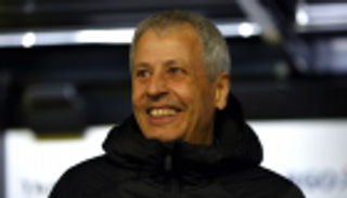 دورتموند يعلن تمديد عقد فافر