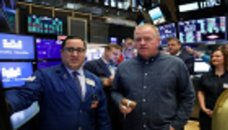 ستاندرد أند بورز يغلق على ارتفاع ترقبا لاجتماع المركزي الأمريكي