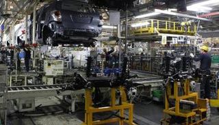 الناتج الصناعي التركي يتراجع 4% في أبريل منخفضا أكثر من المتوقع