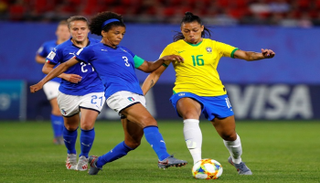 البرازيل وإيطاليا