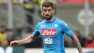 مانشستر يونايتد يخطط لضم ظهير نابولي