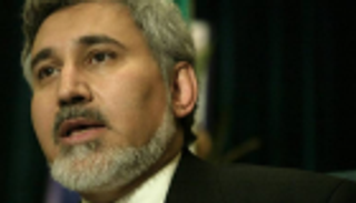 شقيق خاتمي: تزوير 7 ملايين صوت لصالح "نجاد" بانتخابات 2009