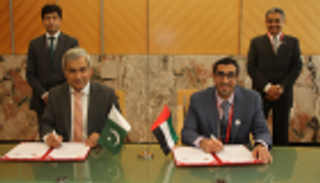الإمارات توقع مذكرات تفاهم مع 3 دول آسيوية بشأن استقدام العمالة