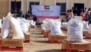 قافلة المساعدات شملت سلالا غذائية استفاد منها 1500 أسرة