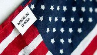 العلم الأمريكي صنع في الصين - صورة أرشيفية