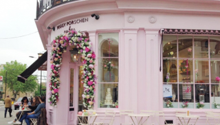 متجر Peggy Porschen لصنع الكعك المحلي