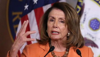  رئيسة مجلس النواب الأمريكي نانسي بيلوسي