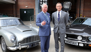 أمير ويلز مع دانيال كريج