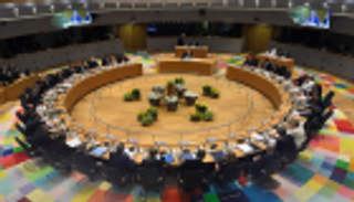 أوروبا تمدد عقوبات اقتصادية على روسيا لمدة 6 أشهر