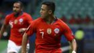 مدرب تشيلي يكشف عن إصابة سانشيز ضد الإكوادور