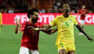 ديفين لونجا ضد صلاح