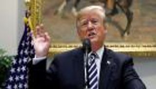 ترامب: العمل العسكري ضد إيران لا يزال مطروحا