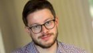 محرز ونموذج برناردو سيلفا