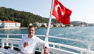 شعبية إمام أوغلو تتزايد بين الأتراك