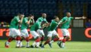 أندريانانتيناينا يدخل مدغشقر التاريخ في كأس أمم أفريقيا