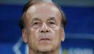 مدرب نيجيريا يعلق على انتصار فريقه أمام بوروندي