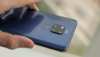 هواوي تطرح أول هواتفها بتقنية 5G في الإمارات 