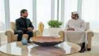 مكتوم بن محمد: دبي وتويتر جسران للتفاهم والتقارب بين الأمم