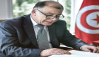 الأمين العام لحزب الرئيس التونسي يقدم استقالته