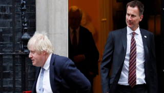 لقطة تجمع المرشحين النهائيين لخلافة ماي