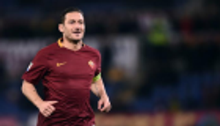 توتي يتلقى عرضا إنجليزيا لإعادته إلى الملاعب 