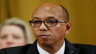  روبرت وود السفير الأمريكي لشؤون نزع السلاح