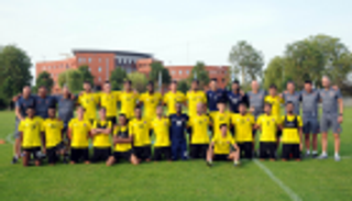 الوحدة الإماراتي يدشن معسكره الخارجي في هولندا