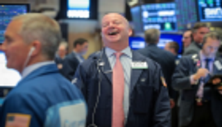 بدعم من أسهم التكنولوجيا وول ستريت تفتح مرتفعة