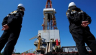 مخزون الخام الأمريكي يهبط 7.5 مليون برميل في أسبوع