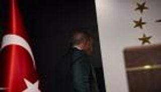 قضاء أردوغان يحبس 9 أعضاء بحزب المعارضة الكردي 