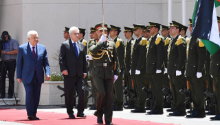 عباس ونظيره التشيلي في رام الله 