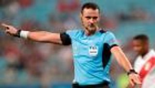 لاعب فنزويلا يكشف رأيه في حكم مواجهة الأرجنتين