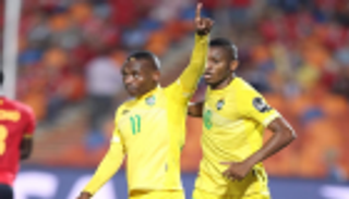 بيليات يكشف سر تعادل زيمبابوي مع أوغندا في "كان 2019"