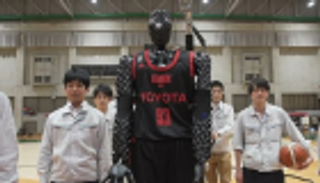 بالفيديو.. روبوت ينضم لموسوعة جينيس بـ2020 رمية سلة صحيحة