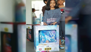 مبادرة "سعادة" توزع حقائب مدرسية على الأطفال - أرشيفية