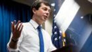 بوتيجيج أصغر مرشح رئاسي يستعد للوقوف في وجه ترامب