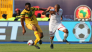 منتخب تونس يعقد موقفه في أمم أفريقيا بالتعادل مع مالي