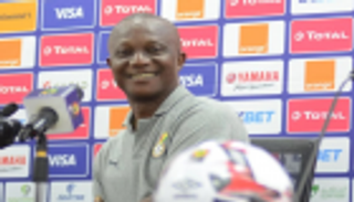 مدرب غانا يثير الشكوك حول مشاركة أيو أمام الكاميرون