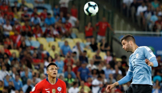 من مباراة أوروجواي وتشيلي