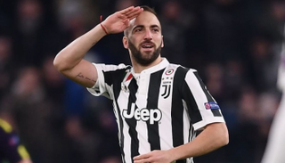 جونزالو هيجوايين 