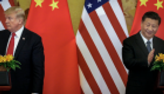 ترامب يستعد لمحادثات "مثمرة" مع شي بشأن الحرب التجارية