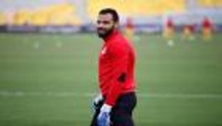 طبيب منتخب مصر يشيد برد فعل جنش بعد إصابته القوية 